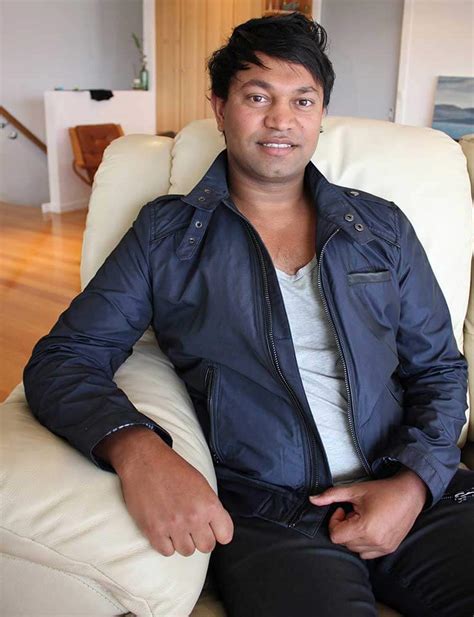 where is saroo brierley now.